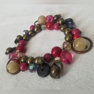 Vintage Chunky Pink/Red Beaded stretch bracelet